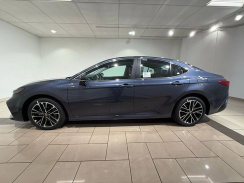 New 2026 Toyota Camry XLE AWD/4WD image 2