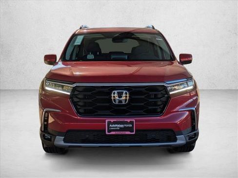 New 2025 Honda Pilot Touring image 6