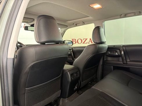 Used 2023 Toyota 4Runner TRD Off-Road Premium w/ Moonroof Package AWD/4WD image 14