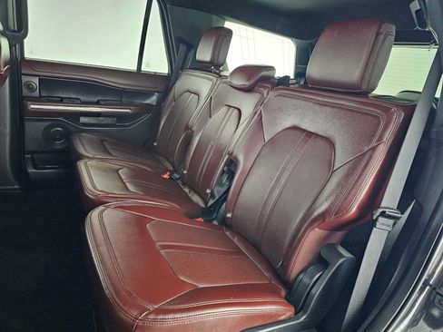 Used 2024 Ford Expedition Limited AWD/4WD image 19