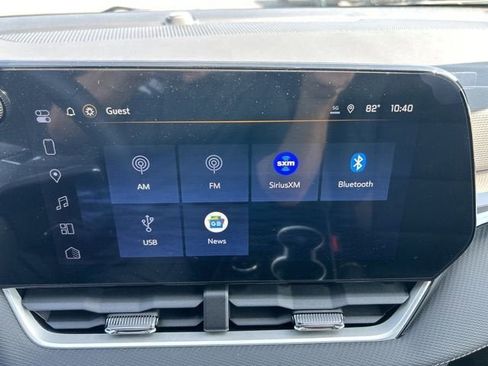 New 2026 Chevrolet Equinox LT w/ Convenience Package II image 7