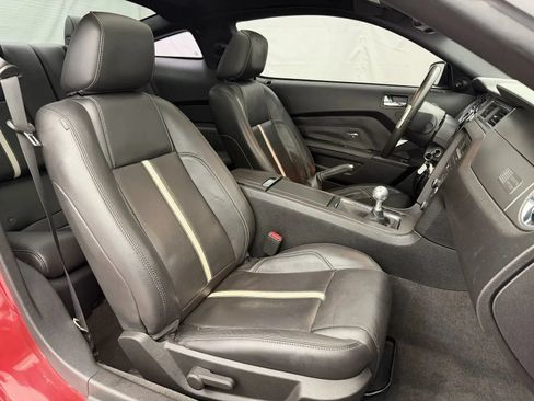 Used 2011 Ford Mustang GT Premium w/ 401A Rapid Spec Order Code RWD image 20