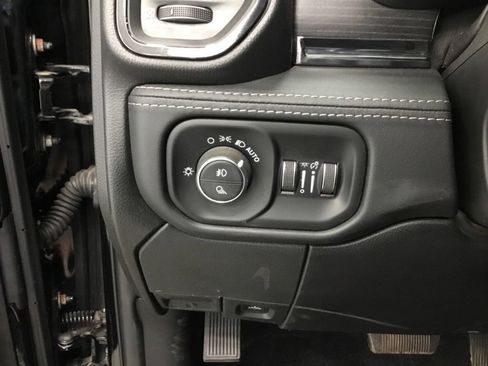 Used 2022 RAM 3500 Limited AWD/4WD image 15