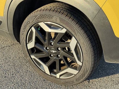 Used 2024 Kia Seltos SX image 6