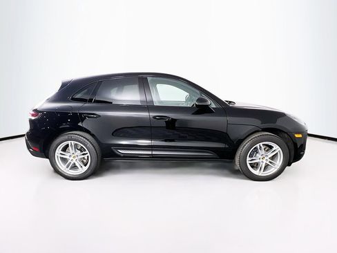 New 2026 Porsche Macan image 8