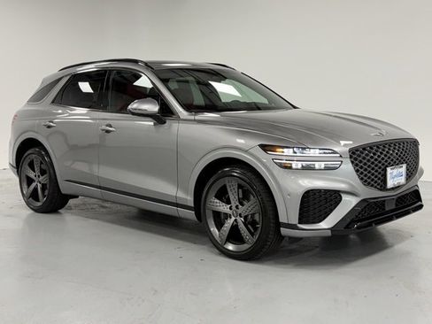Used 2025 Genesis GV70 2.5T w/ Sport Prestige Package image 5