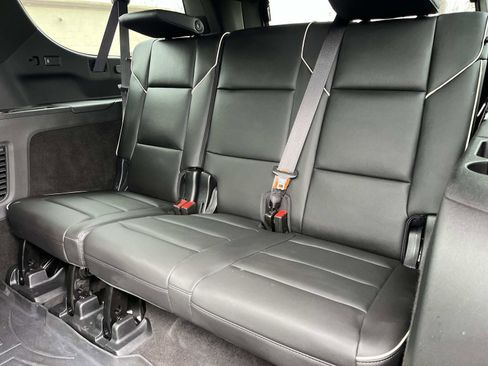 Used 2024 Cadillac Escalade ESV Premium Luxury w/ Performance Package image 18