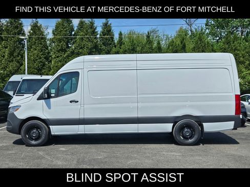 New 2025 Mercedes-Benz Sprinter 2500 image 4