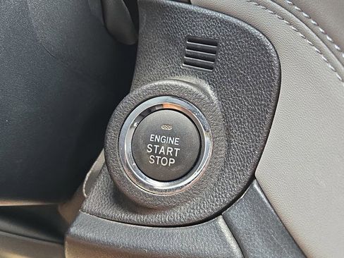 Used 2021 Subaru Outback Premium image 27