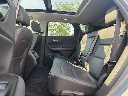 Used 2023 Chevrolet Blazer LT AWD/4WD image 10