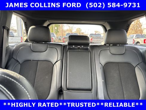 Used 2024 Jeep Grand Cherokee Altitude AWD/4WD image 17