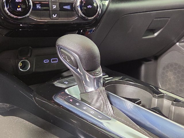 Used 2025 Chevrolet Trax LT FWD image 21