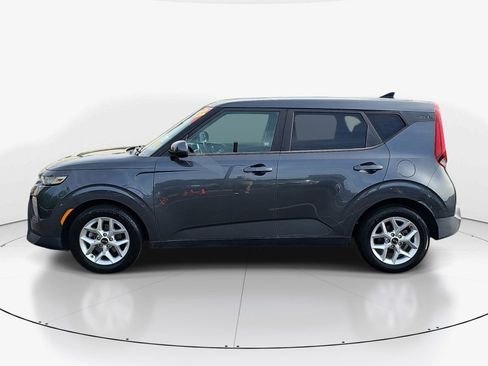 Used 2021 Kia Soul S FWD image 6