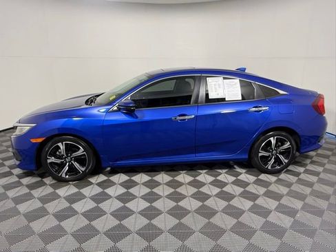 Used 2016 Honda Civic Touring image 3