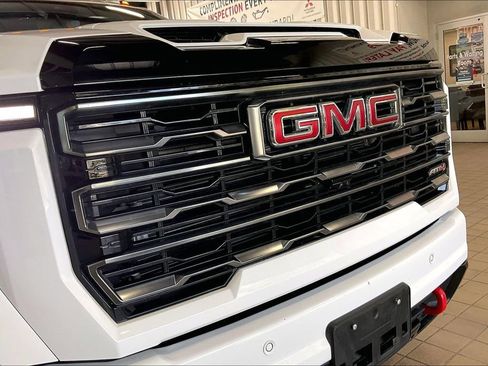 Used 2026 GMC Sierra 2500 AT4 AWD/4WD image 25