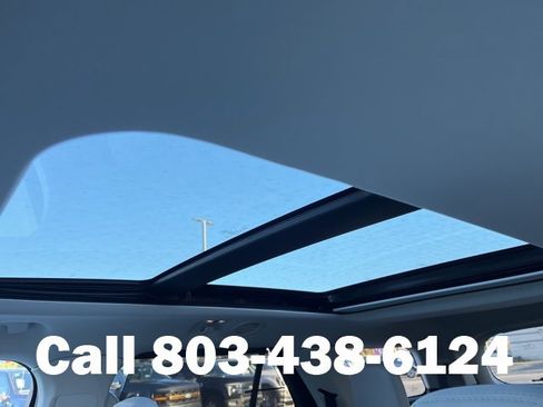 Used 2025 Ford Explorer Platinum w/ Ultimate Package image 11