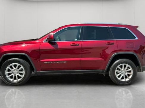 Used 2021 Jeep Grand Cherokee Laredo X AWD/4WD image 9