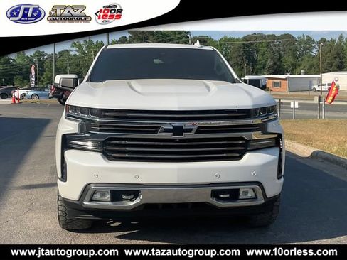 Used 2020 Chevrolet Silverado 1500 High Country w/ Technology Package AWD/4WD image 2