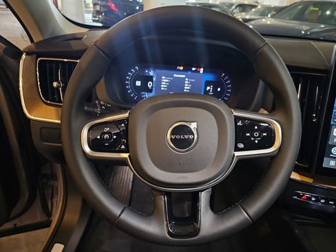 Used 2026 Volvo XC60 B5 Plus w/ Protection Package Premier AWD/4WD image 20