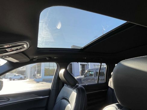 New 2025 Jeep Grand Cherokee L Limited image 2