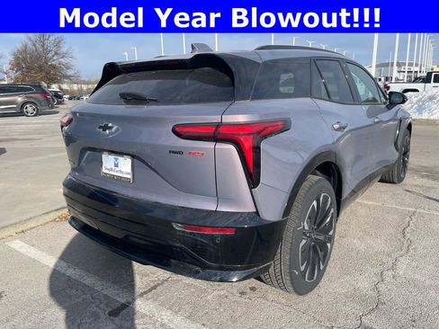 New 2024 Chevrolet Blazer EV RS image 3
