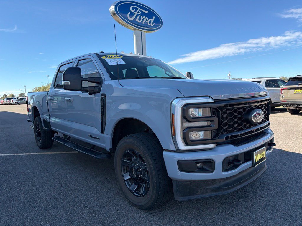 Used 2024 Ford F250 4x4 Crew Cab Super Duty image 4
