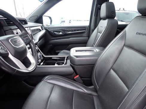 Used 2022 GMC Yukon Denali image 16