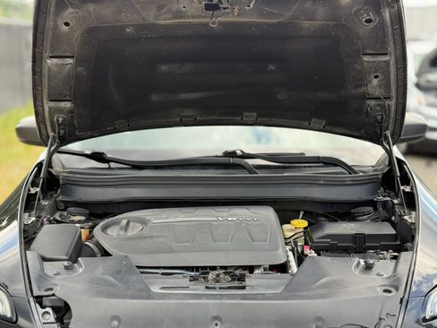 Used 2015 Jeep Cherokee Trailhawk AWD/4WD image 28