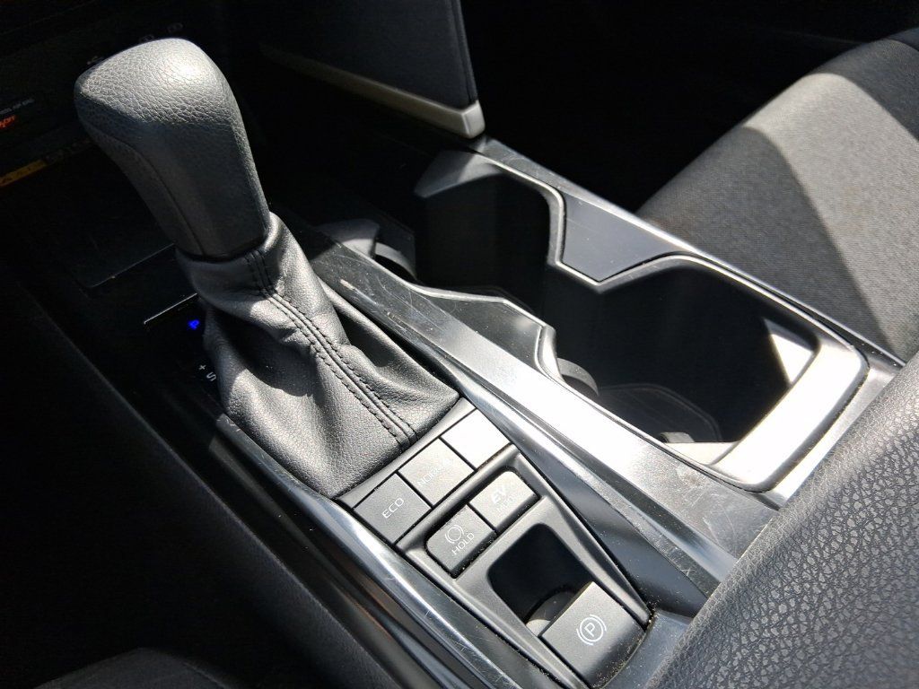 Used 2025 Toyota Camry LE FWD image 25