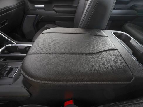 Used 2024 GMC Sierra 1500 Denali w/ Denali Reserve Package AWD/4WD image 30