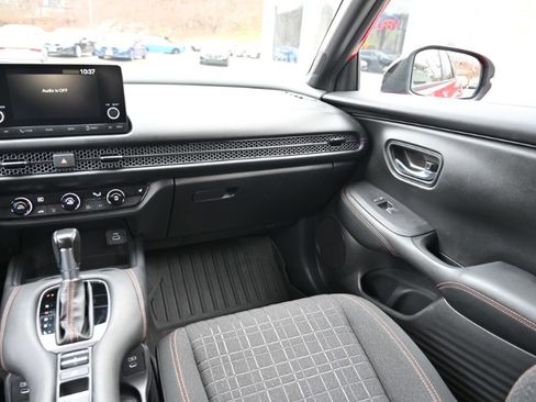 Used 2024 Honda HR-V Sport image 12
