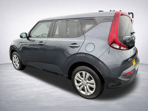 Used 2020 Kia Soul LX image 5