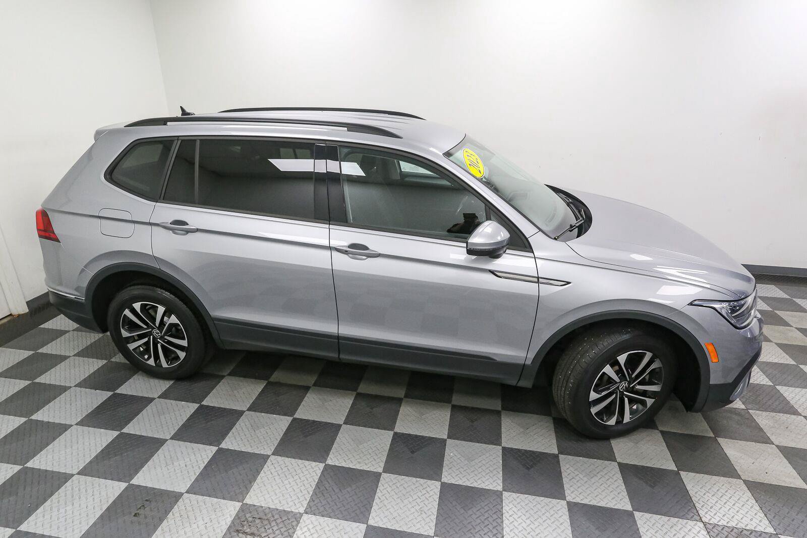 Certified 2023 Volkswagen Tiguan S w/ Driver Assistance Package AWD/4WD image 6