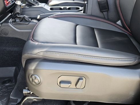 New 2025 Jeep Wrangler Unlimited Rubicon image 25
