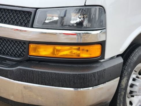 New 2024 Chevrolet Express 3500 w/ Power Convenience Package RWD image 15
