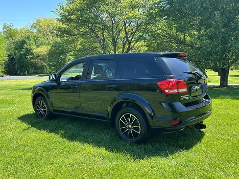 Used 2019 Dodge Journey GT w/ Nav & Sun Group AWD/4WD image 5