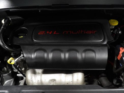 Used 2018 Jeep Compass Latitude w/ Popular Equipment Group AWD/4WD image 24