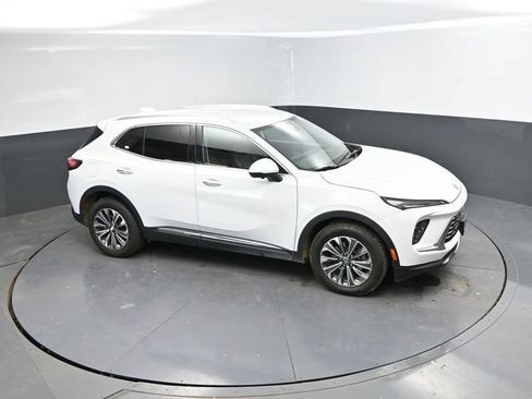Used 2024 Buick Envision Preferred AWD/4WD image 32