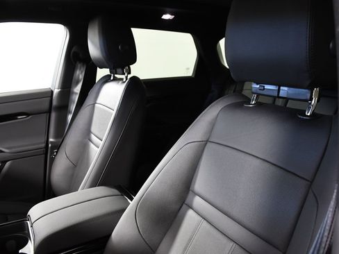 Used 2026 Land Rover Range Rover Evoque Dynamic SE image 17