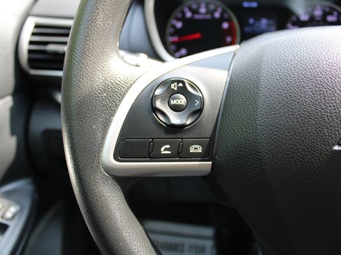 Used 2019 Mitsubishi Eclipse Cross ES AWD/4WD image 11