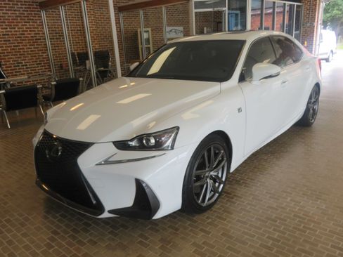 Used 2020 Lexus IS 300 F Sport w/ F Sport Package RWD image 86