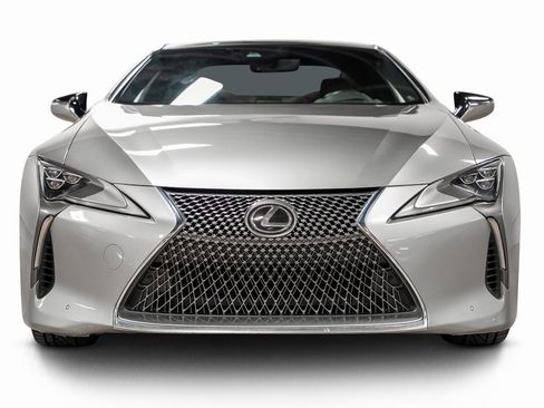 Used 2018 Lexus LC 500 Coupe image 2