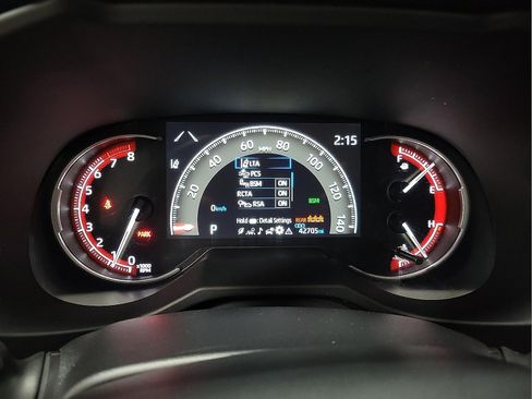Certified 2025 Toyota RAV4 XLE FWD image 17