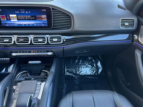 Certified 2024 Mercedes-Benz GLS 580 4MATIC image 30