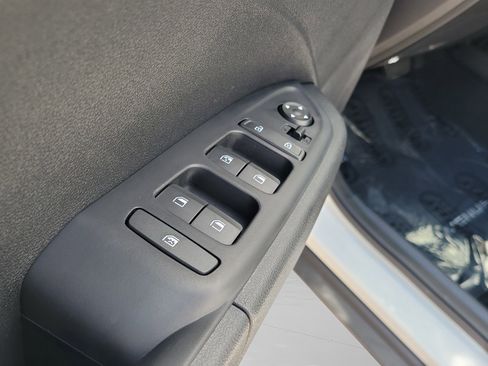 New 2026 Hyundai Venue SEL image 17