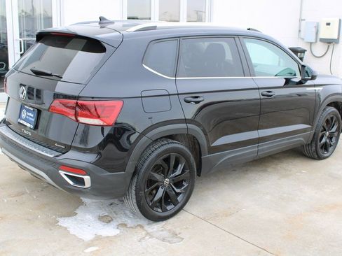 Certified 2023 Volkswagen Taos SE image 6