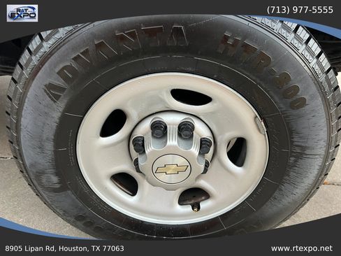 Used 2021 Chevrolet Express 2500 w/ Driver Convenience Package RWD image 16
