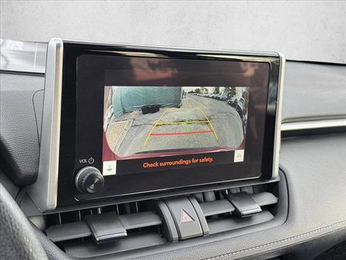 Used 2025 Toyota RAV4 XLE image 14
