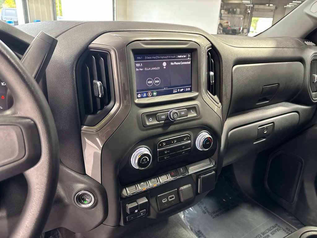 Used 2023 GMC Sierra 1500 Pro w/ Graphite Edition AWD/4WD image 15