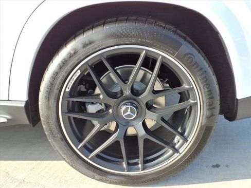 New 2026 Mercedes-Benz GLE 53 AMG 4MATIC Coupe image 24